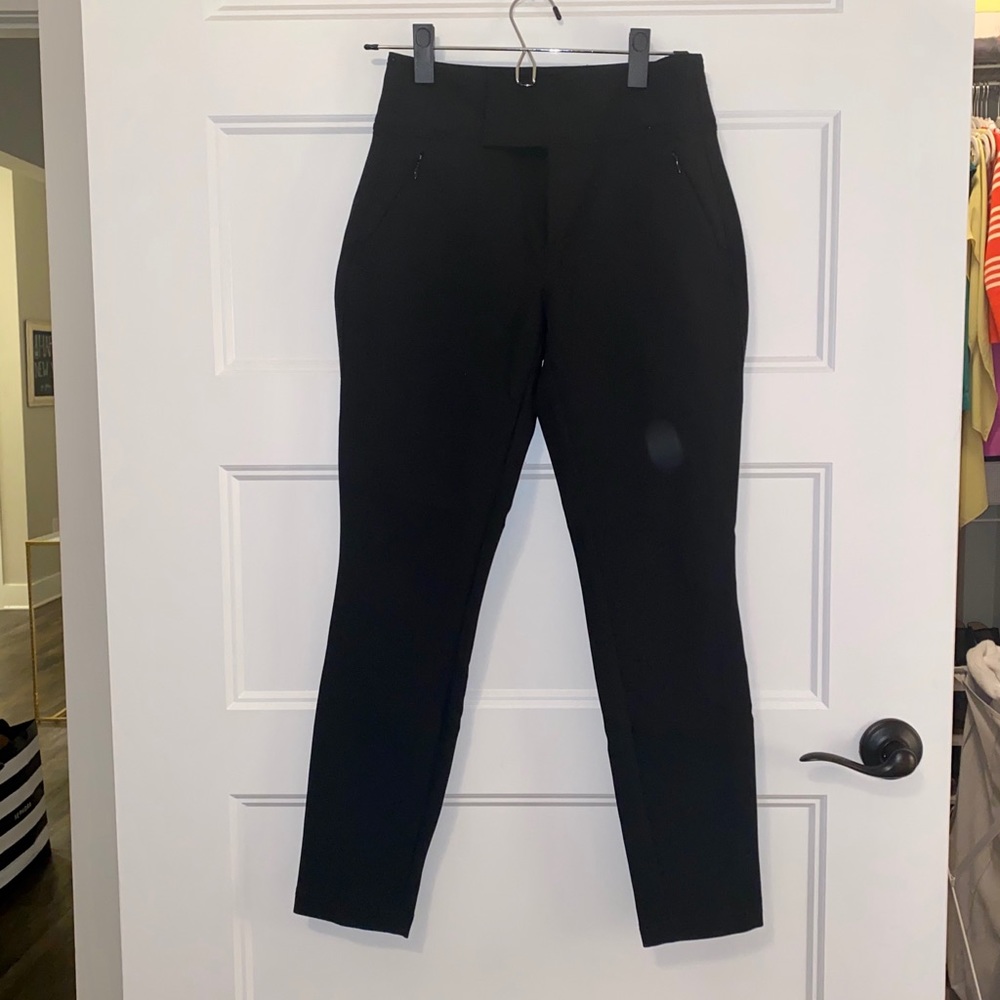GAP Black high waist Scuba pant